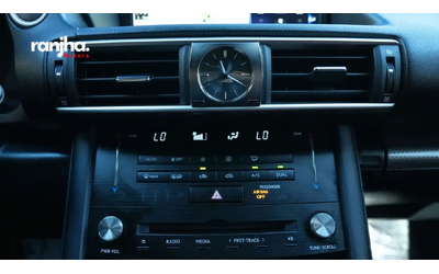 Lexus IS 4dr Sdn AWD * NO ACCIDENTS * All Wheel Drive - автомобили, коли, обяви за нови и употребявани 15