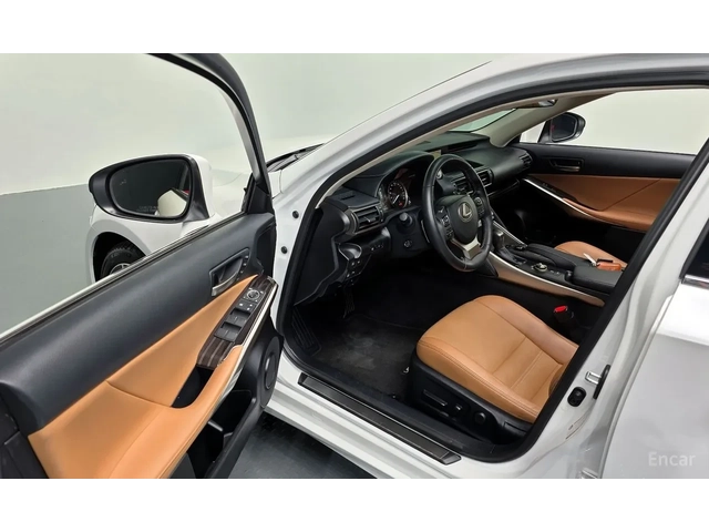 Lexus IS 300 ОБДУХ | ПОДГРЕВ | ПАНОРАМА | ACC - автомобили, коли, обяви за нови и употребявани 5