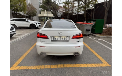 lexus-is-f - 3