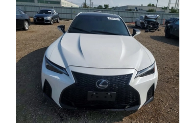 lexus-is-f - 4