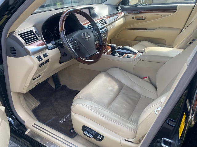 Lexus LS 460 Luxury - автомобили, коли, обяви за нови и употребявани 8