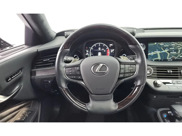 Lexus LS 500 3.5 Luxury Awd - автомобили, коли, обяви за нови и употребявани 11