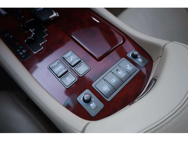 Lexus LS600h LS600h - автомобили, коли, обяви за нови и употребявани 20