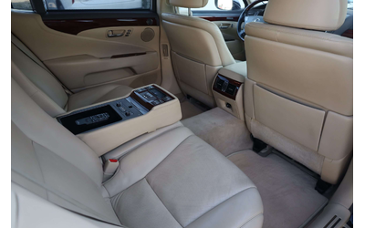 Lexus LS600h LS600h - автомобили, коли, обяви за нови и употребявани 30