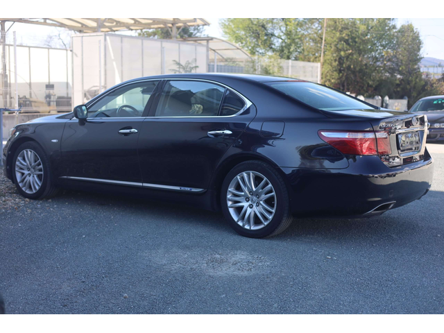 Lexus LS600h LS600h - автомобили, коли, обяви за нови и употребявани 7