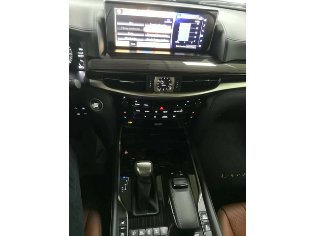 Lexus LX 450d - автомобили, коли, обяви за нови и употребявани 10