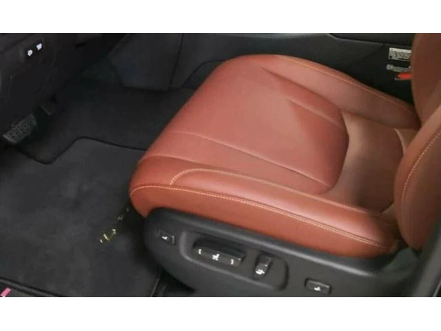 Lexus LX 450d - автомобили, коли, обяви за нови и употребявани 11