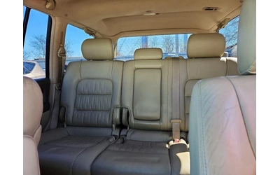 Lexus LX 470 BASE * AWD * CARFAX * - автомобили, коли, обяви за нови и употребявани 8