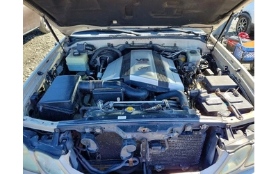 Lexus LX 470 BASE * AWD * CARFAX * - автомобили, коли, обяви за нови и употребявани 9