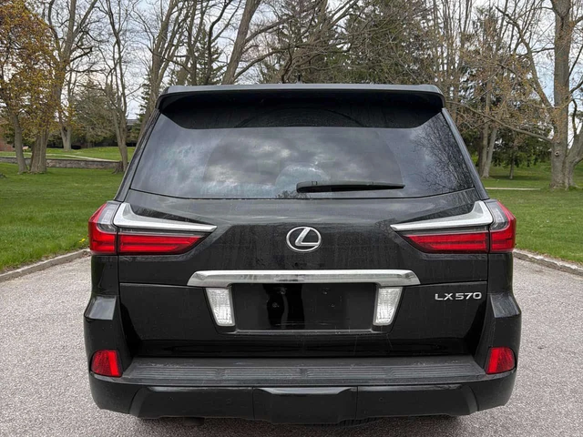 Lexus LX 570 * 2 КЛЮЧА * ОБДУХВАНЕ * ДИСТРОНИК * 360 - автомобили, коли, обяви за нови и употребявани 3