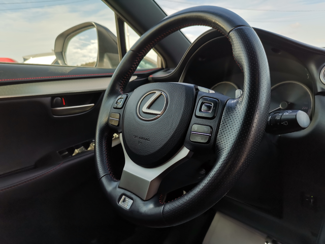 Lexus NX 300H F-Sport 4x4 - автомобили, коли, обяви за нови и употребявани 12