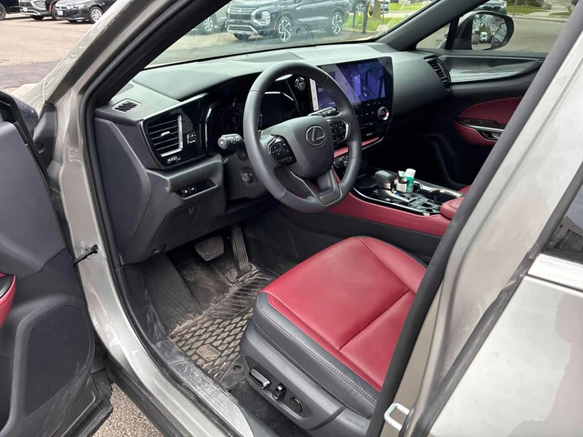 Lexus NX 350h * СЛЕДЕНЕ НА ЛЕНТИ * КАМЕРА * ОБДУХВАНЕ * ПАМЕТ - автомобили, коли, обяви за нови и употребявани 4
