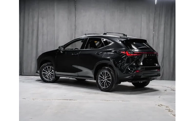 Lexus NX 350h 2023 Lexus NX 350H - автомобили, коли, обяви за нови и употребявани 2