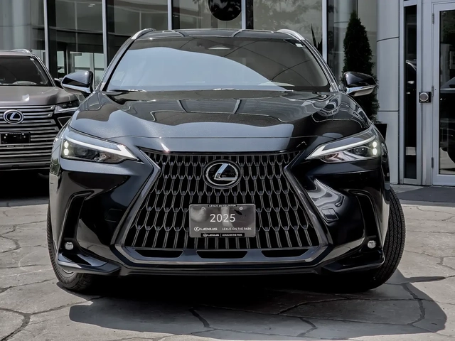 Lexus NX 10, 000km| 350 Hybrid| | Ventilated Seats| New - автомобили, коли, обяви за нови и употребявани 1