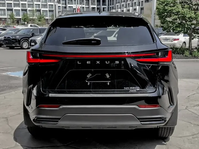 Lexus NX 10, 000km| 350 Hybrid| | Ventilated Seats| New - автомобили, коли, обяви за нови и употребявани 4