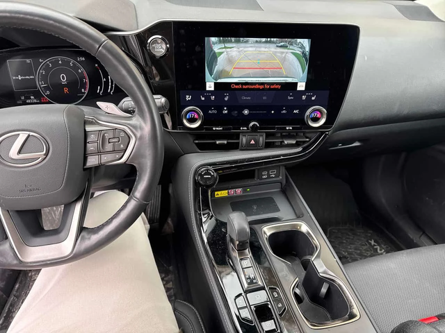 Lexus NX * 350 * ОБДУХВАНЕ * КАМЕРА * ПОДГРЕВ * ПАМЕТ - автомобили, коли, обяви за нови и употребявани 8