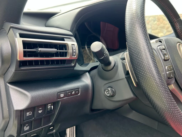 Lexus RC 350 * АвтоКредит * (ЦЕНА ДО БГ) - автомобили, коли, обяви за нови и употребявани 4