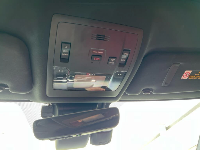 Lexus RC 350 * АвтоКредит * (ЦЕНА ДО БГ) - автомобили, коли, обяви за нови и употребявани 7