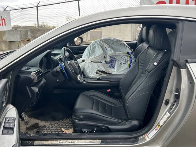 Lexus RC 350 F Sport * CARFAX* ВТОРИ КОМПЛЕКТ ДЖАНТИ - автомобили, коли, обяви за нови и употребявани 4