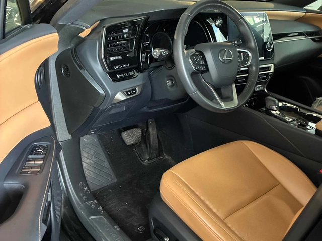 Lexus RX 350 CARFAX - автомобили, коли, обяви за нови и употребявани 5