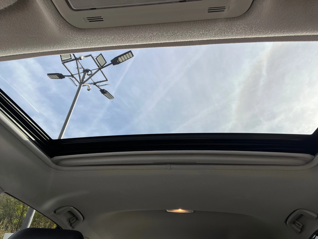 Lexus RX 400h - автомобили, коли, обяви за нови и употребявани 12