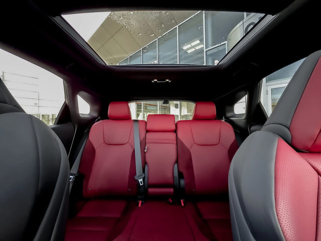 Lexus RX 500h F-SPORT 2 Pkg С РЕГИСТРАЦИЯ & АВТОКРЕДИТ - автомобили, коли, обяви за нови и употребявани 13