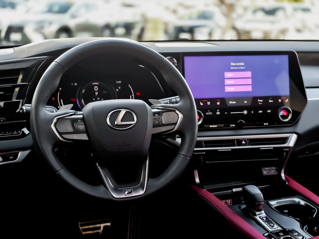 Lexus RX 500h F-SPORT 2 Pkg С РЕГИСТРАЦИЯ & АВТОКРЕДИТ - автомобили, коли, обяви за нови и употребявани 4