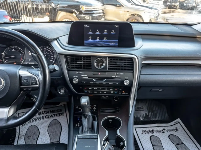 Lexus RX 2020 Lexus RX - автомобили, коли, обяви за нови и употребявани 15
