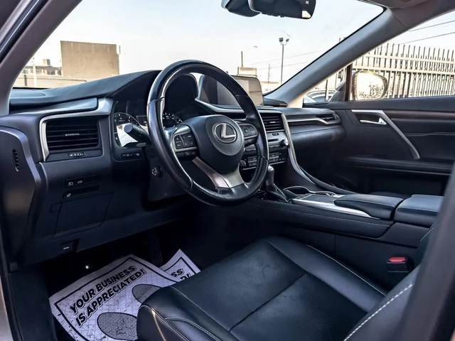 Lexus RX 2020 Lexus RX - автомобили, коли, обяви за нови и употребявани 4