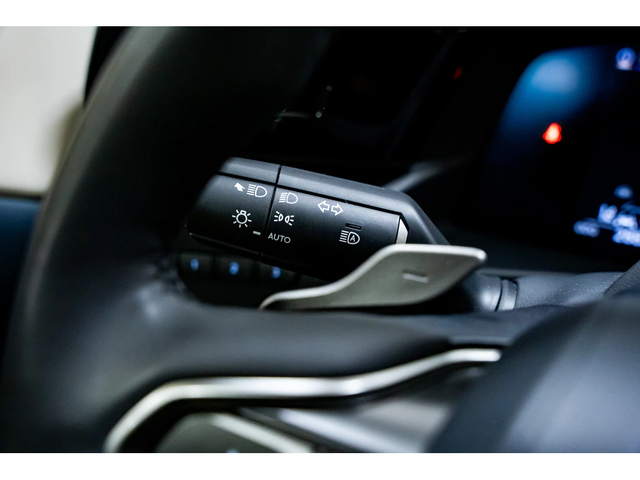 Lexus RZ 450E DIRECT4 TOIT PANO CUIR CRUISE ADAPT NAVIG - автомобили, коли, обяви за нови и употребявани 11