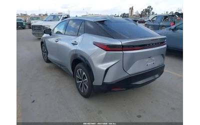 lexus-rz - 2