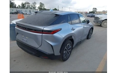 lexus-rz - 3