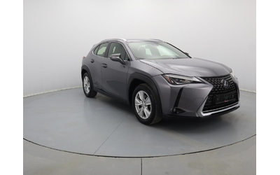 lexus-ux - 3