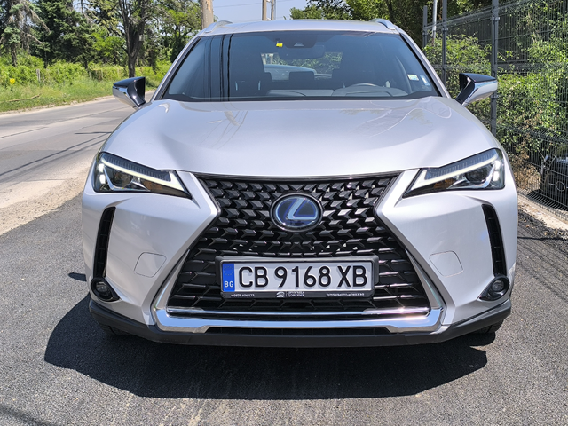 Lexus UX 250 Hybrid - автомобили, коли, обяви за нови и употребявани 1