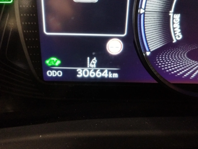 Lexus UX 250h F-sport AWD - автомобили, коли, обяви за нови и употребявани 7