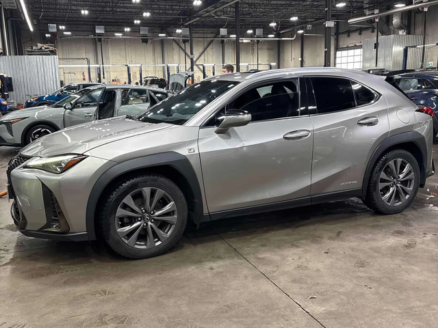 Lexus UX 250h * F SPORT * ПОДГРЕВИ * NAVI * ПАМЕТ - автомобили, коли, обяви за нови и употребявани 10