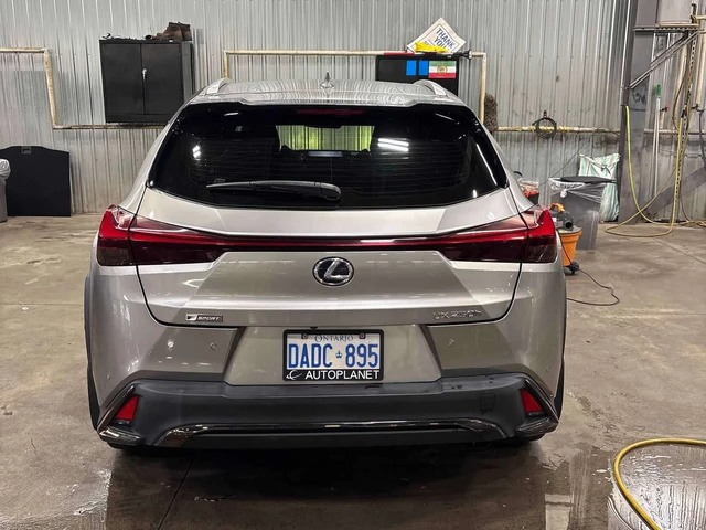 Lexus UX 250h * F SPORT * ПОДГРЕВИ * NAVI * ПАМЕТ - автомобили, коли, обяви за нови и употребявани 12