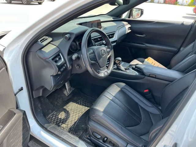 Lexus UX 250h | ПАНОРАМА | ПОДГРЕВ | CARFAX | - автомобили, коли, обяви за нови и употребявани 4