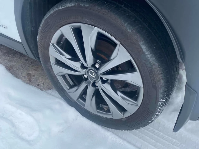 Lexus UX 250h | ПАНОРАМА | ПОДГРЕВ | CARFAX | - автомобили, коли, обяви за нови и употребявани 6