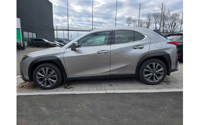 lexus-ux-250h - 1