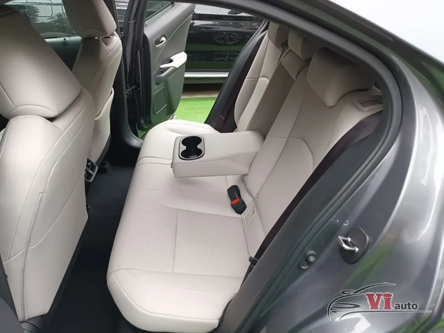 Lexus UX 250h LUXURY - автомобили, коли, обяви за нови и употребявани 12