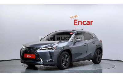 lexus-ux - 0