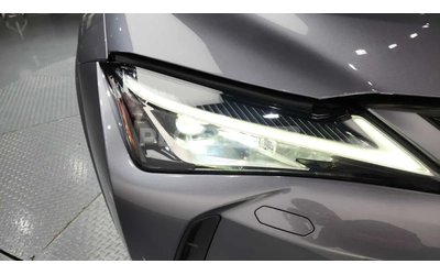 Lexus UX * АВТОКРЕДИТ БЕЗ ПЪРВОНАЧАЛНА ВНОСКА - автомобили, коли, обяви за нови и употребявани 15