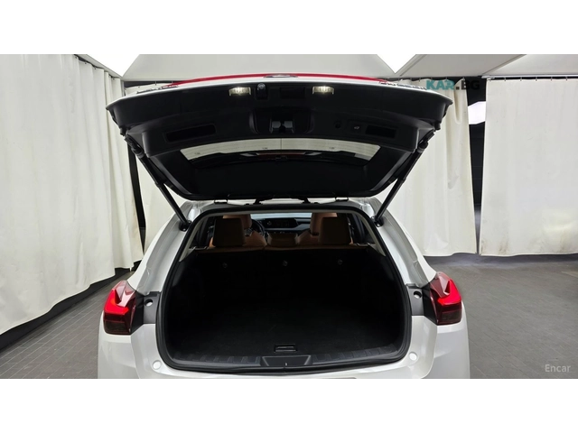 Lexus UX 250h 2.0 2WD* КОЖА* ОБДУХВ* ПАНО* КАМЕРА - автомобили, коли, обяви за нови и употребявани 16