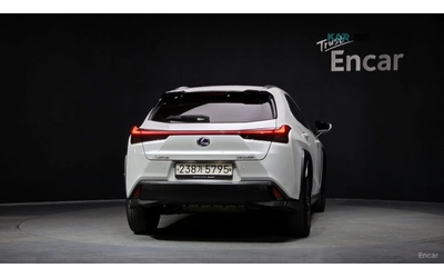 lexus-ux - 3