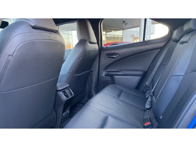 Lexus UX 300E - автомобили, коли, обяви за нови и употребявани 12