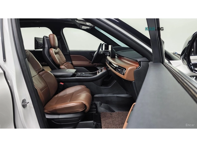 Lincoln Aviator 3.0* AWD* DISTRONIC* 360* ОБДУХВАНЕ* МАСАЖИ* - автомобили, коли, обяви за нови и употребявани 8