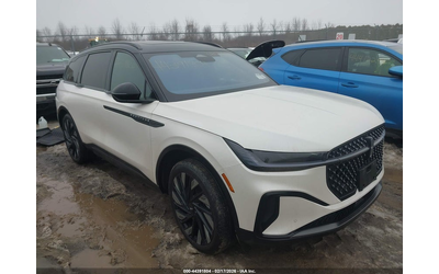 Lincoln NAUTILUS 2.0L I-4 DI, DOHC, VVT, TURBO, 250HP All Wheel Drive - автомобили, коли, обяви за нови и употребявани 12