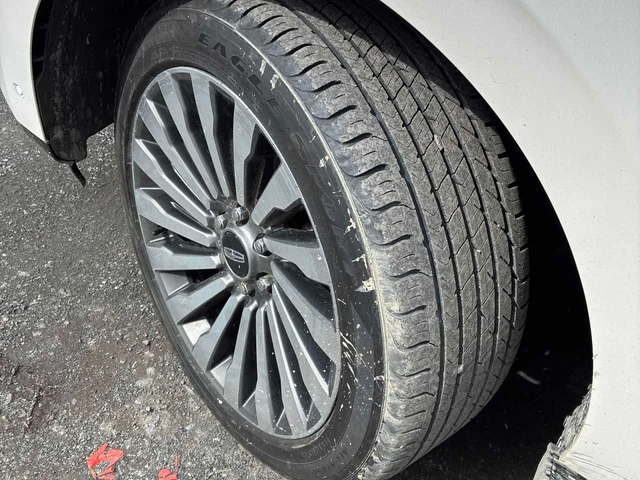 Lincoln Navigator ПАНО* ТЕЛЕВИЗОРИ* * ПЪРВИ СОБСТВЕНИК* БЕЗ ИНЦИДЕНТ - автомобили, коли, обяви за нови и употребявани 5