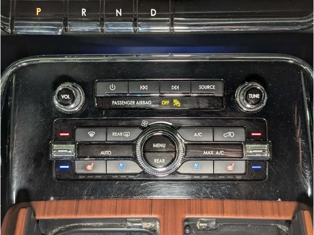 Lincoln Navigator - автомобили, коли, обяви за нови и употребявани 15